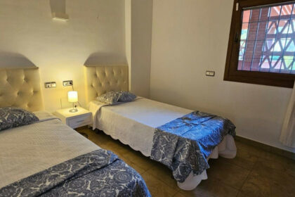 747de4a2eb1c1f4bb7b0632aa3813f5e - 19