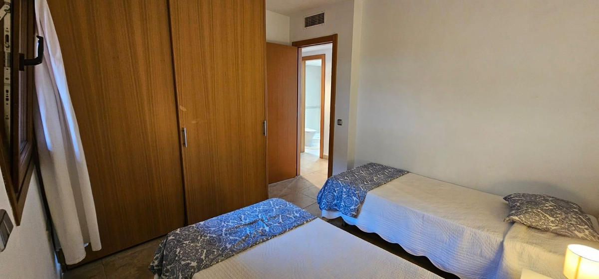 747de4a2eb1c1f4bb7b0632aa3813f5e - 20