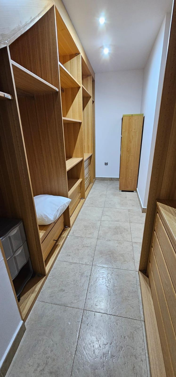 747de4a2eb1c1f4bb7b0632aa3813f5e - 27