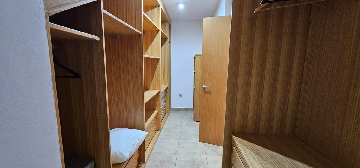 747de4a2eb1c1f4bb7b0632aa3813f5e - 28