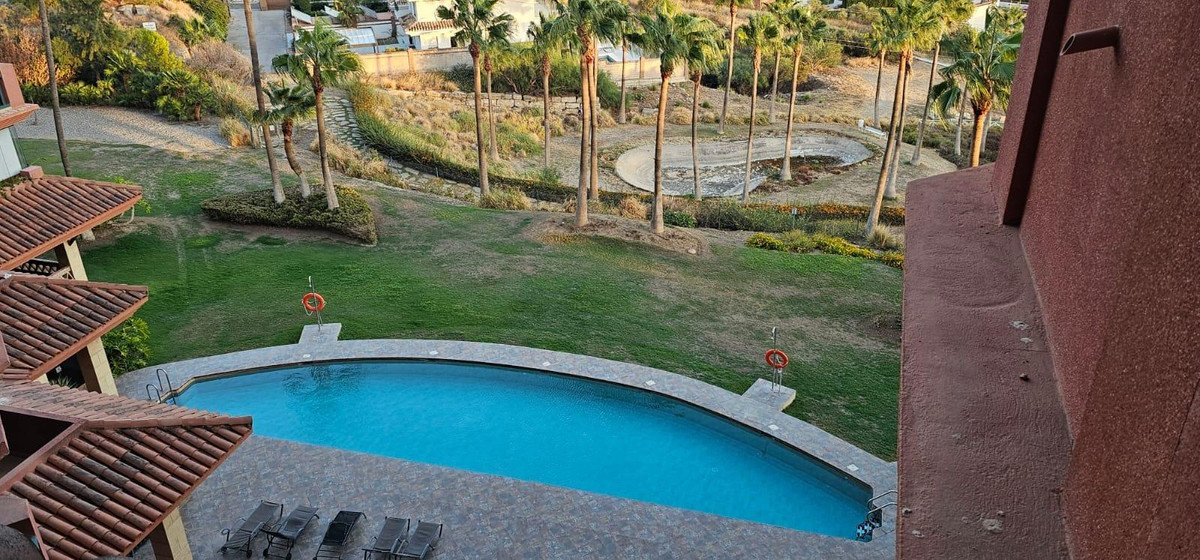 747de4a2eb1c1f4bb7b0632aa3813f5e - 37