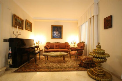 74e19be56056f42761e9c40d37b9105c - 12