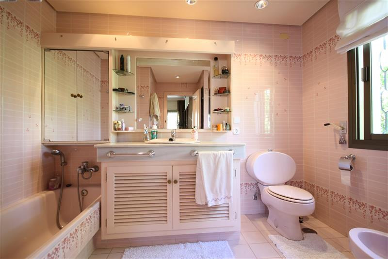 74e19be56056f42761e9c40d37b9105c - 16