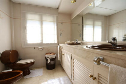 74e19be56056f42761e9c40d37b9105c - 18