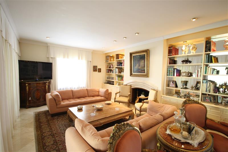 74e19be56056f42761e9c40d37b9105c - 2