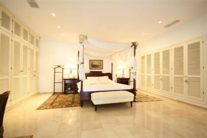 74e19be56056f42761e9c40d37b9105c - 4