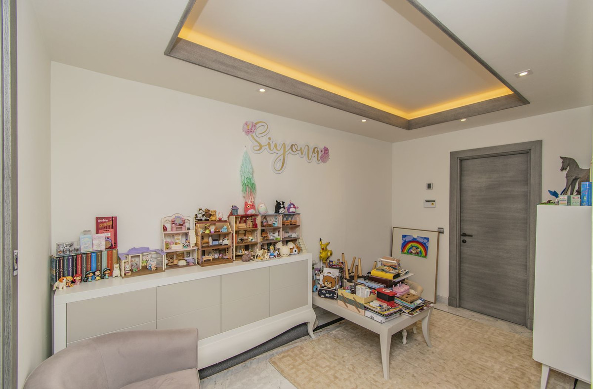 76088d77b8d261719e4f20ebf778fad5 - 18