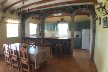 77fdfd9cdb8e303532617cec73e04f92 - 9