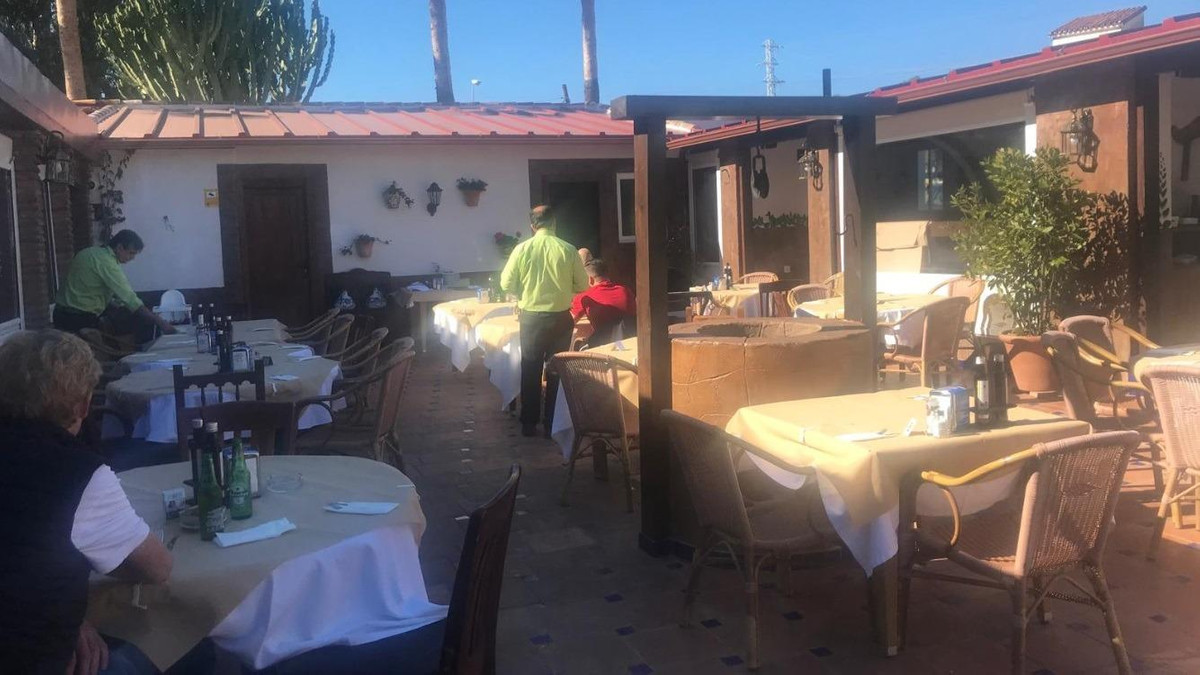 7c2d94baa9d6023566ec502b89d5252c - 3