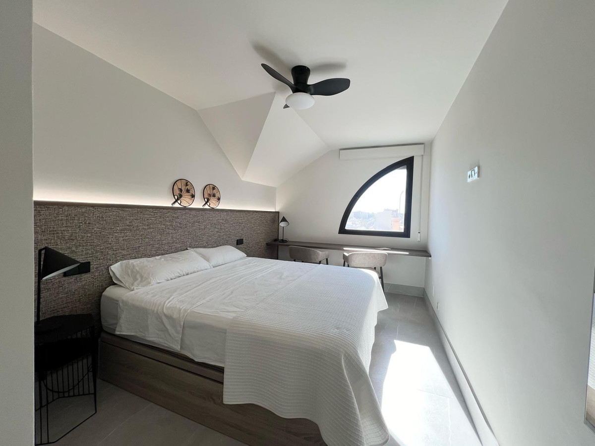 80ab4c7d164c55f792a0db7eb94336e6 - 10