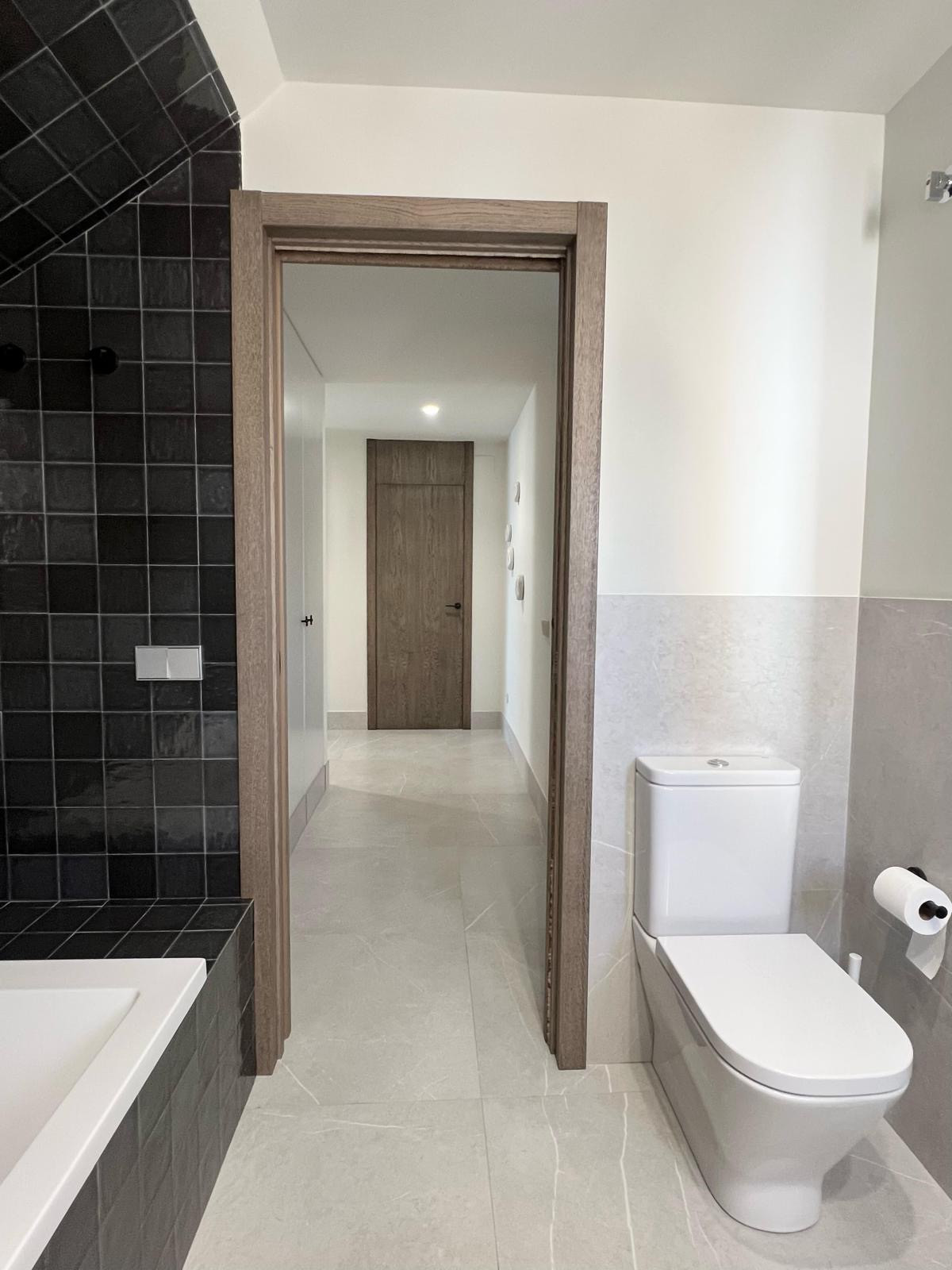 80ab4c7d164c55f792a0db7eb94336e6 - 18