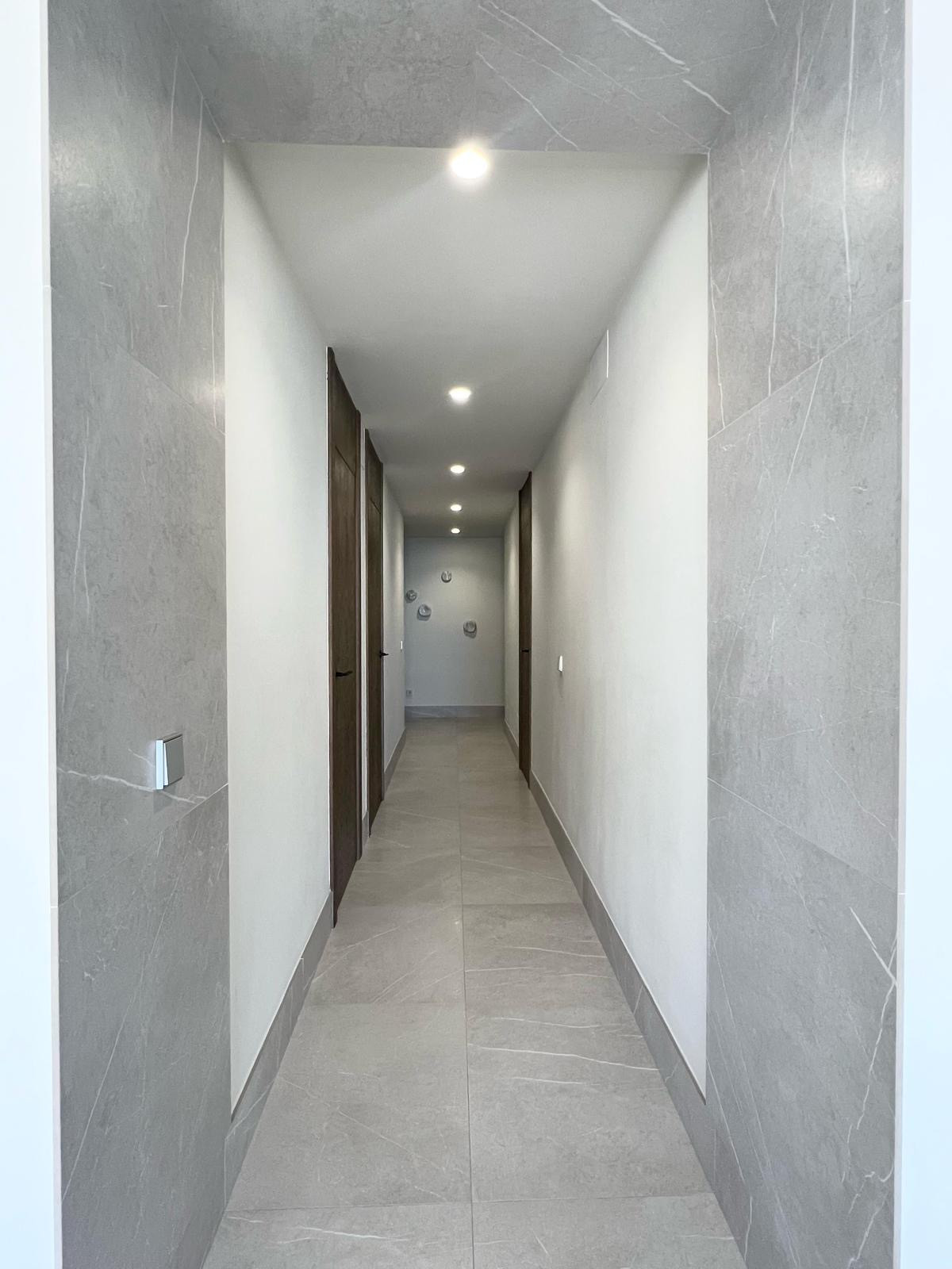 80ab4c7d164c55f792a0db7eb94336e6 - 23