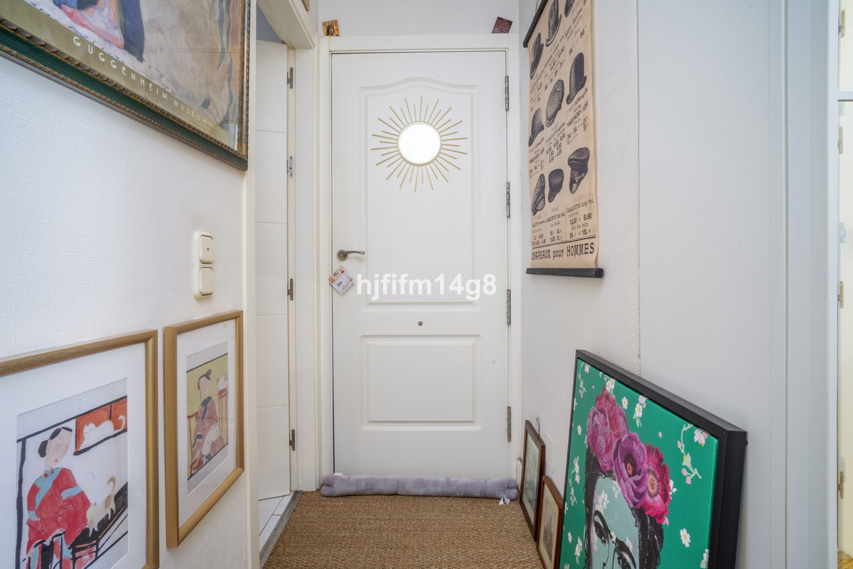 841337a7c7653952e7fe7f07f8cf2f2f - 13