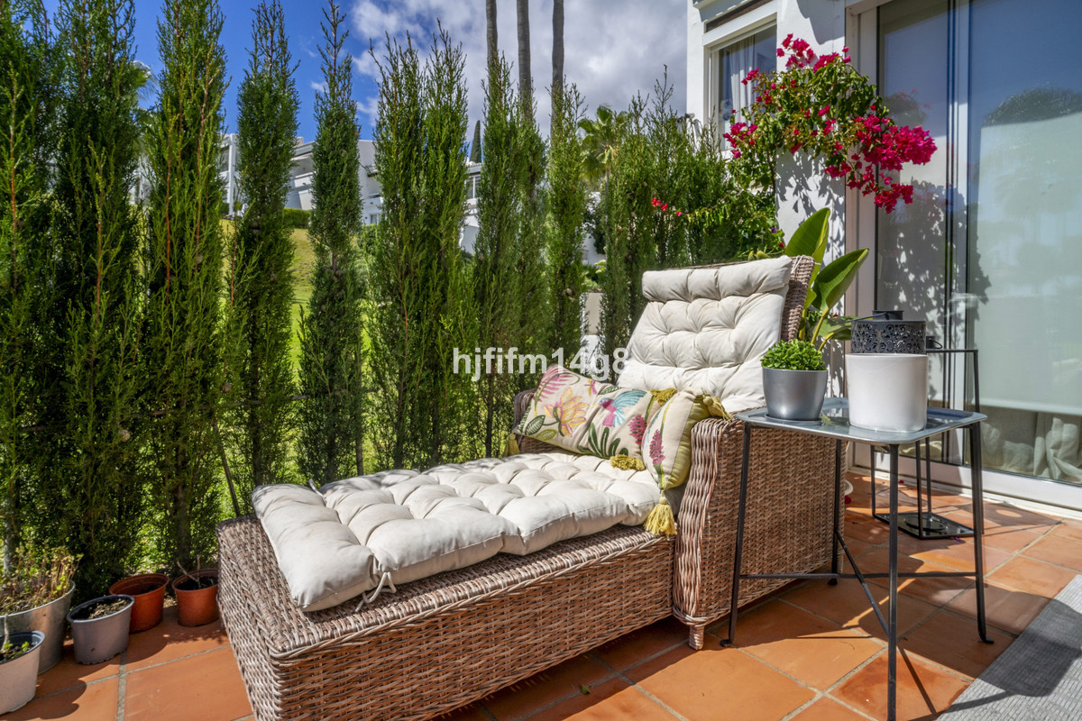 841337a7c7653952e7fe7f07f8cf2f2f - 17