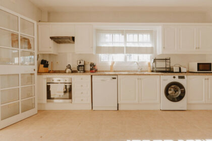 8551fd26e7cb94aaef7af0eb62567a4a - 11