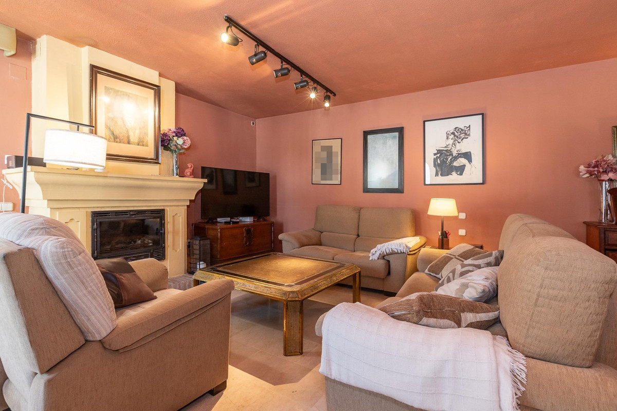 85cdc0e7b1ef6c5bc5bd786523027687 - 13