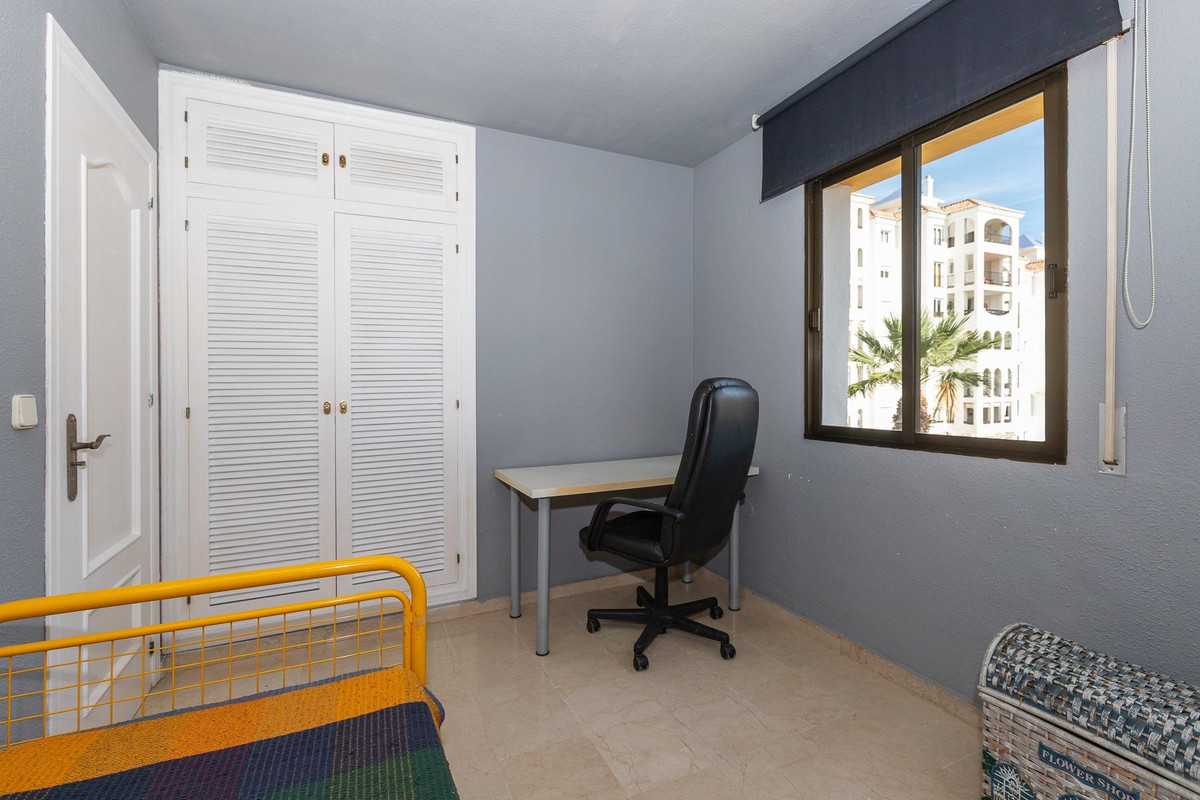 85cdc0e7b1ef6c5bc5bd786523027687 - 25