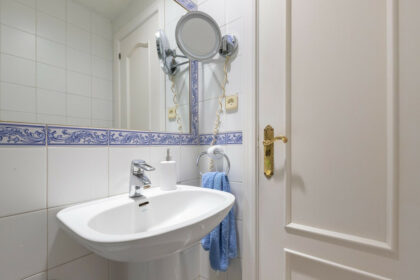 85cdc0e7b1ef6c5bc5bd786523027687 - 29