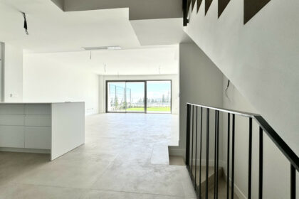 87a6d88d8ef5876a38117d68d7b1d8bd - 11