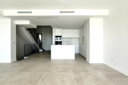 87a6d88d8ef5876a38117d68d7b1d8bd - 13