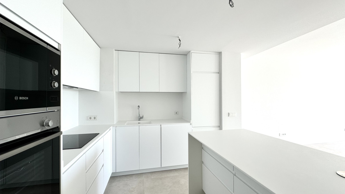 87a6d88d8ef5876a38117d68d7b1d8bd - 16