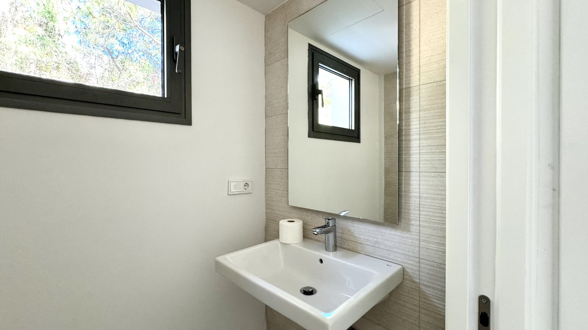 87a6d88d8ef5876a38117d68d7b1d8bd - 34