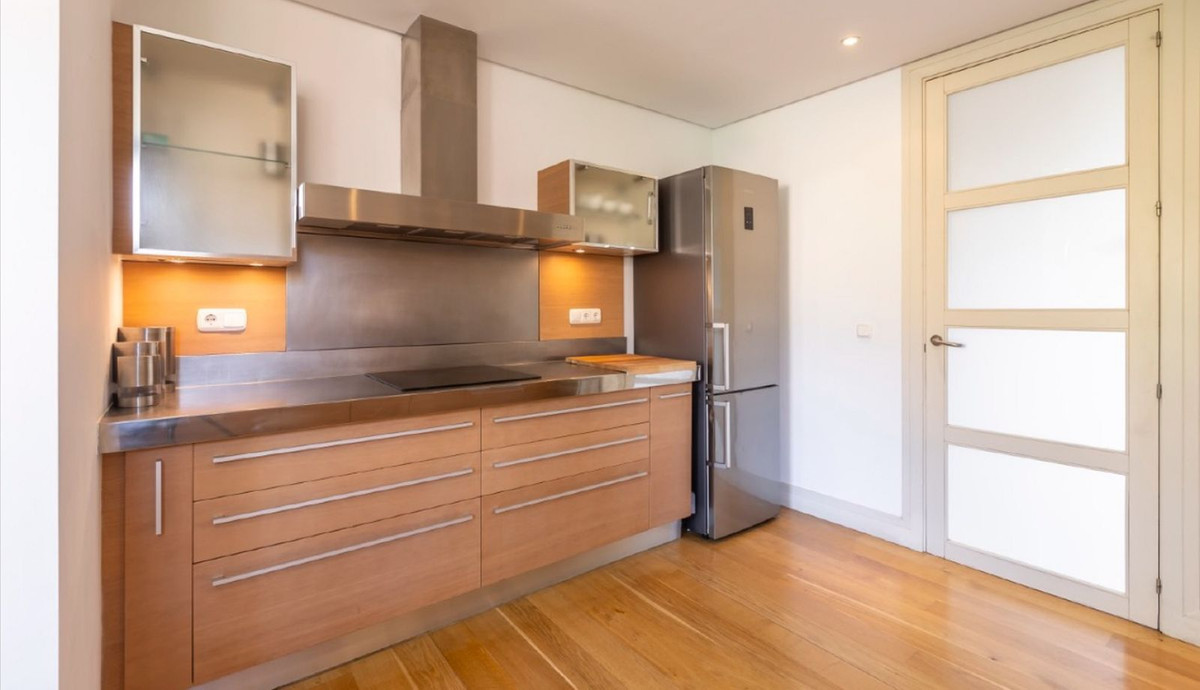 88bbc0e7ba657f1415aa5412430353bc - 16