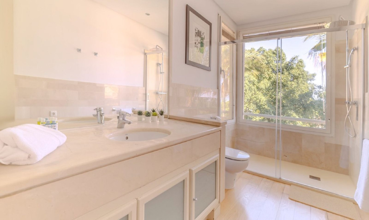 88bbc0e7ba657f1415aa5412430353bc - 9