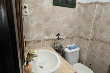 8b02c1cd095ed7190d39451eb38162cc - 10