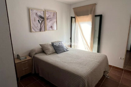 8b02c1cd095ed7190d39451eb38162cc - 12