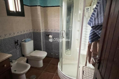 8b02c1cd095ed7190d39451eb38162cc - 14