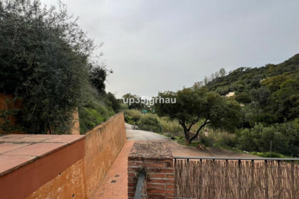 8b02c1cd095ed7190d39451eb38162cc - 15