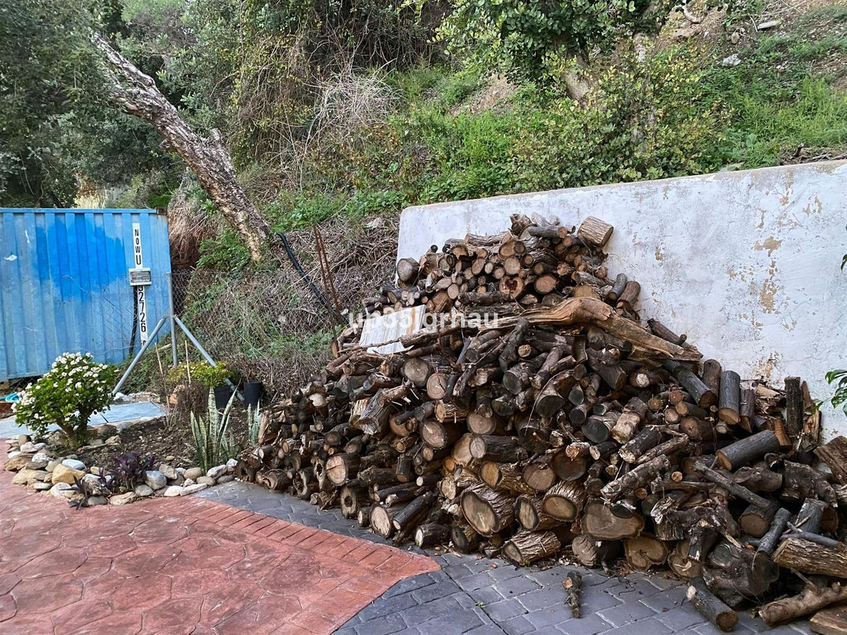 8b02c1cd095ed7190d39451eb38162cc - 34