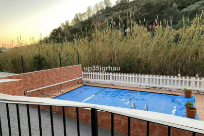 8b02c1cd095ed7190d39451eb38162cc - 37