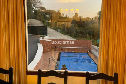 8b02c1cd095ed7190d39451eb38162cc - 4