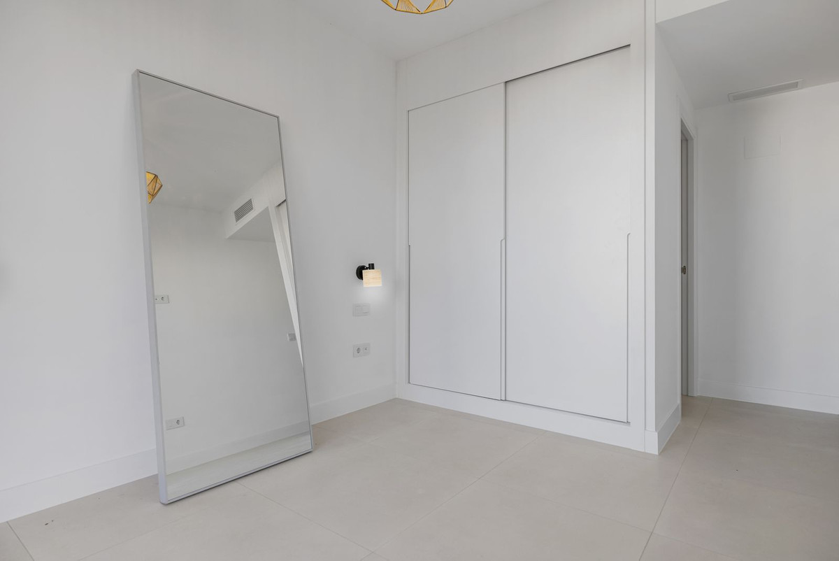 904360db73dba0dc526b881d1c502e54 - 17