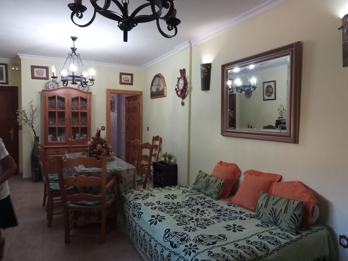 91d4d201649c0c0c9bc1126619d42ab9 - 13