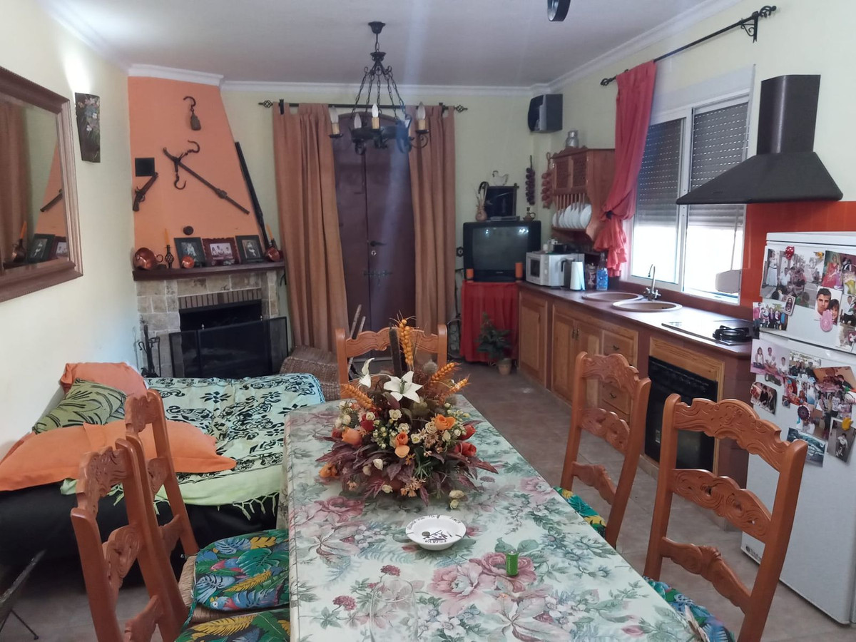 91d4d201649c0c0c9bc1126619d42ab9 - 2