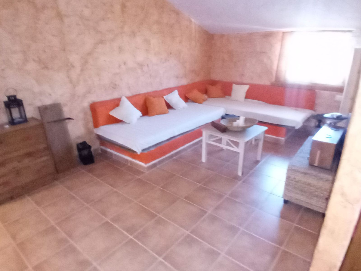 91d4d201649c0c0c9bc1126619d42ab9 - 25