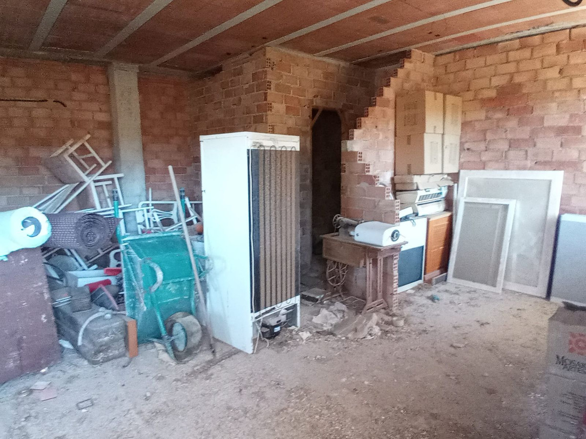 91d4d201649c0c0c9bc1126619d42ab9 - 30