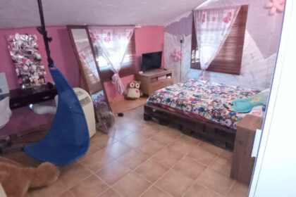 91d4d201649c0c0c9bc1126619d42ab9 - 32