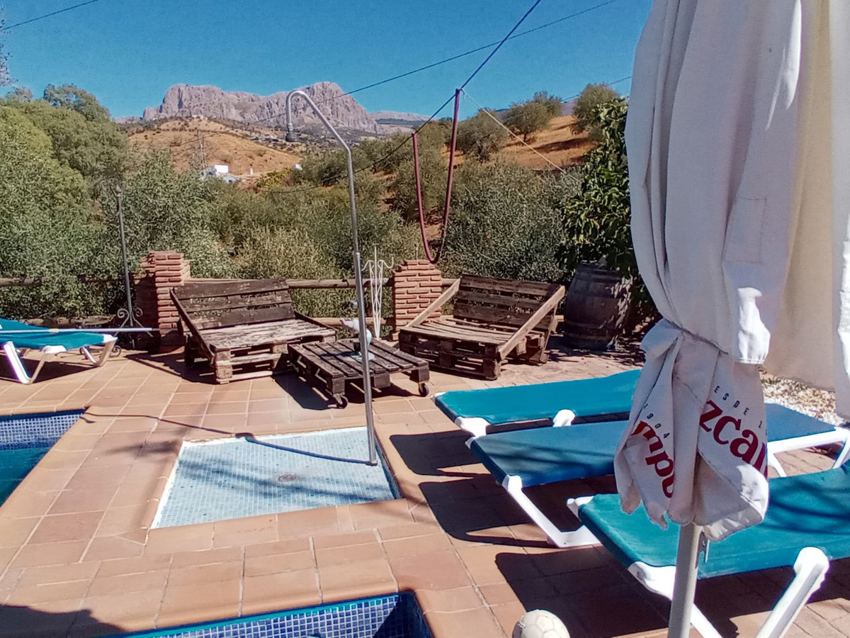 91d4d201649c0c0c9bc1126619d42ab9 - 38