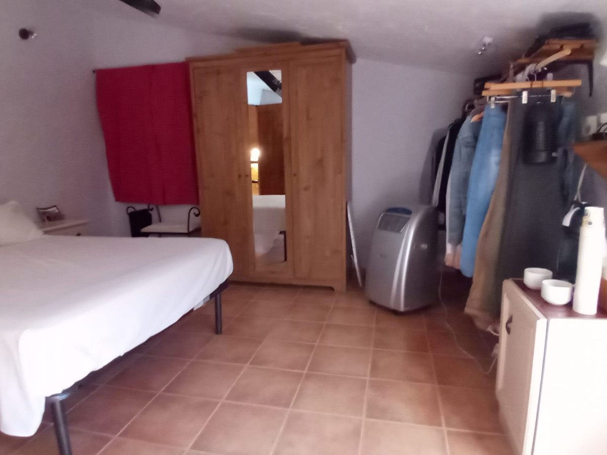 91d4d201649c0c0c9bc1126619d42ab9 - 61