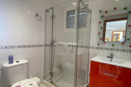 94569b0954b3b8976ac05a422774ad7c - 12