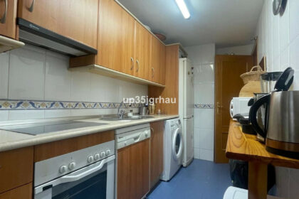 94569b0954b3b8976ac05a422774ad7c - 17