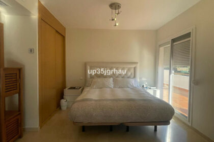 94569b0954b3b8976ac05a422774ad7c - 25