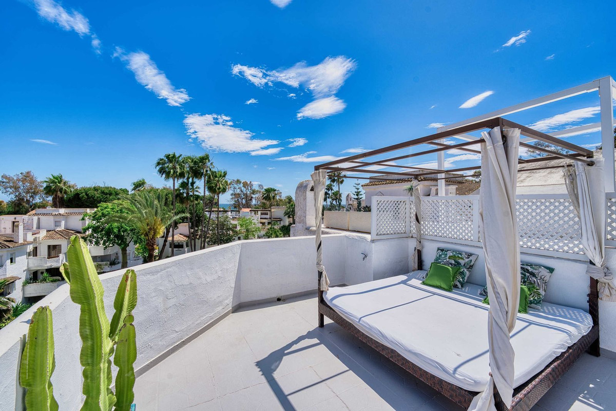 9c4e8df702059b0bea1a09a96c228683 - 7