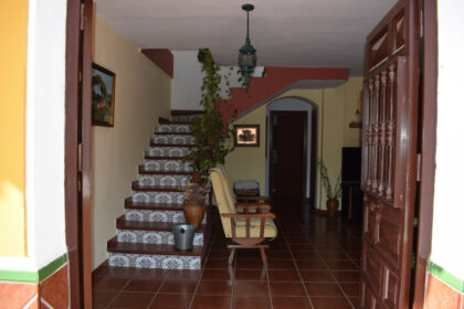 9c69abaefad3b5492aa390ba6cf197be - 23