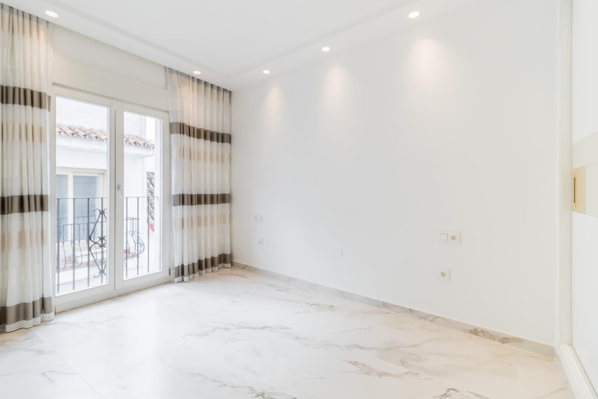 a11b5e08303acb879e5c71feaba92156 - 14