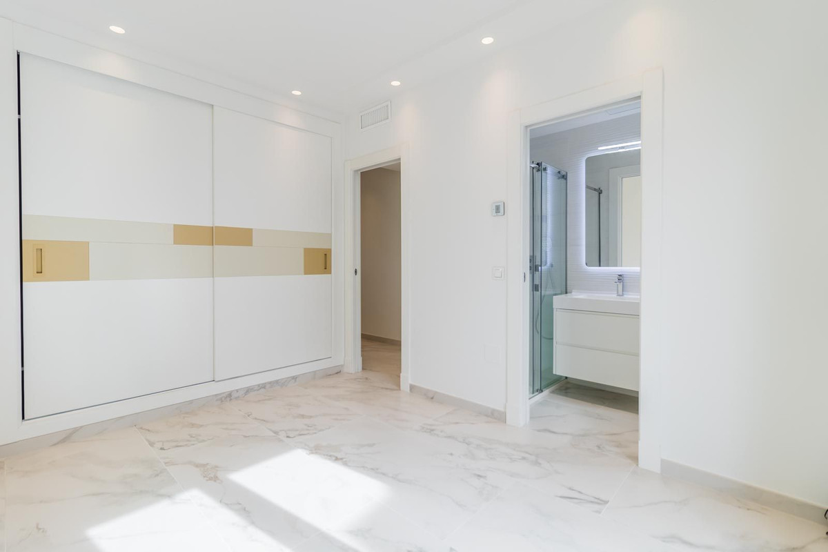 a11b5e08303acb879e5c71feaba92156 - 15